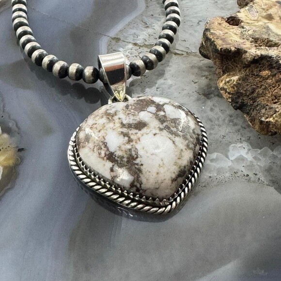 Sterling Silver Southwestern Style Wild Horse Heart Shape Pendant For Women - Picture 4 of 10